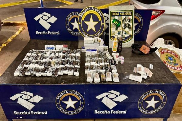 Receita Federal apreende grande quantidade de anabolizantes e medicamentos para emagrecimento na Ponte Internacional da Amizade