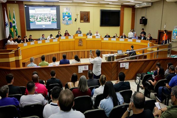 Orçamento de Foz do Iguaçu para 2026 é aprovado pela Câmara Municipal